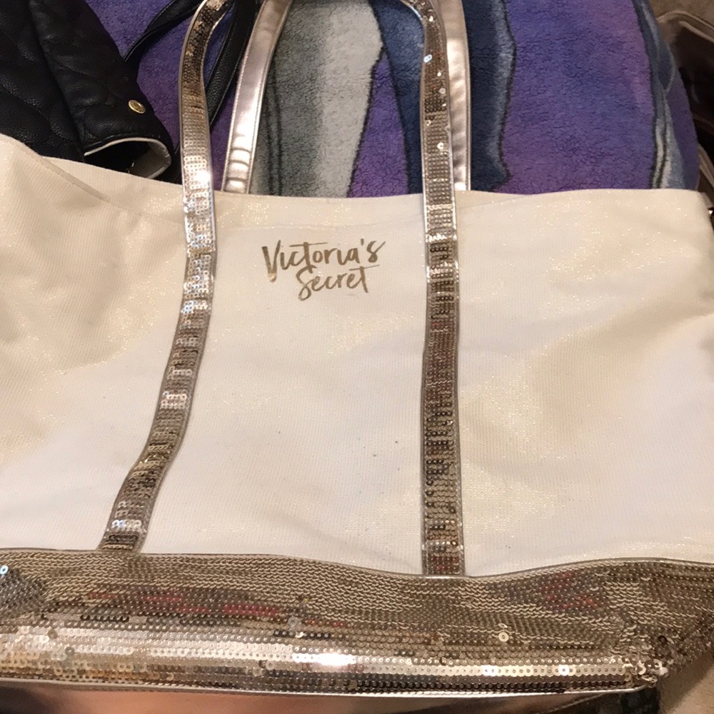 Victoria secret tote